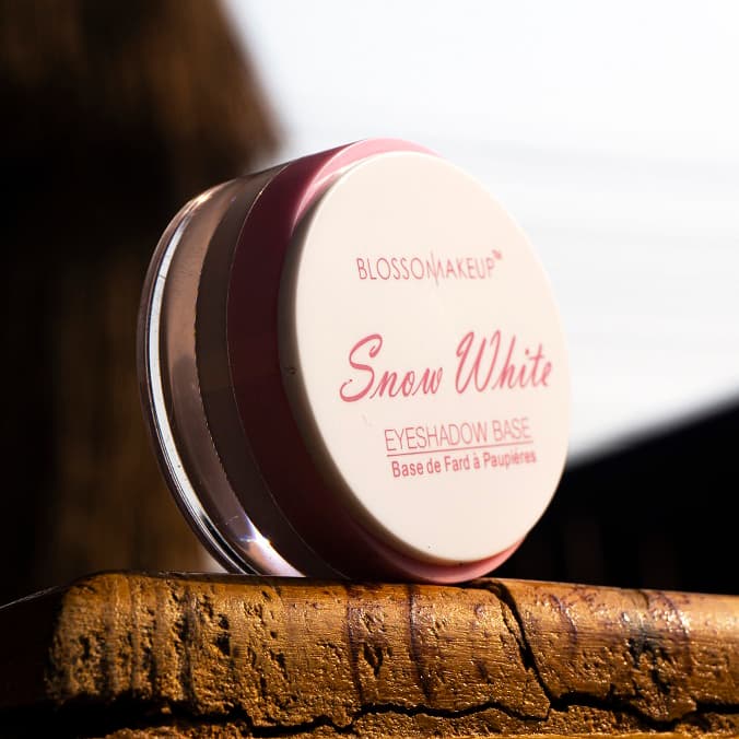 Base de Fard à Paupières Blanche Neige Blossom Makeup